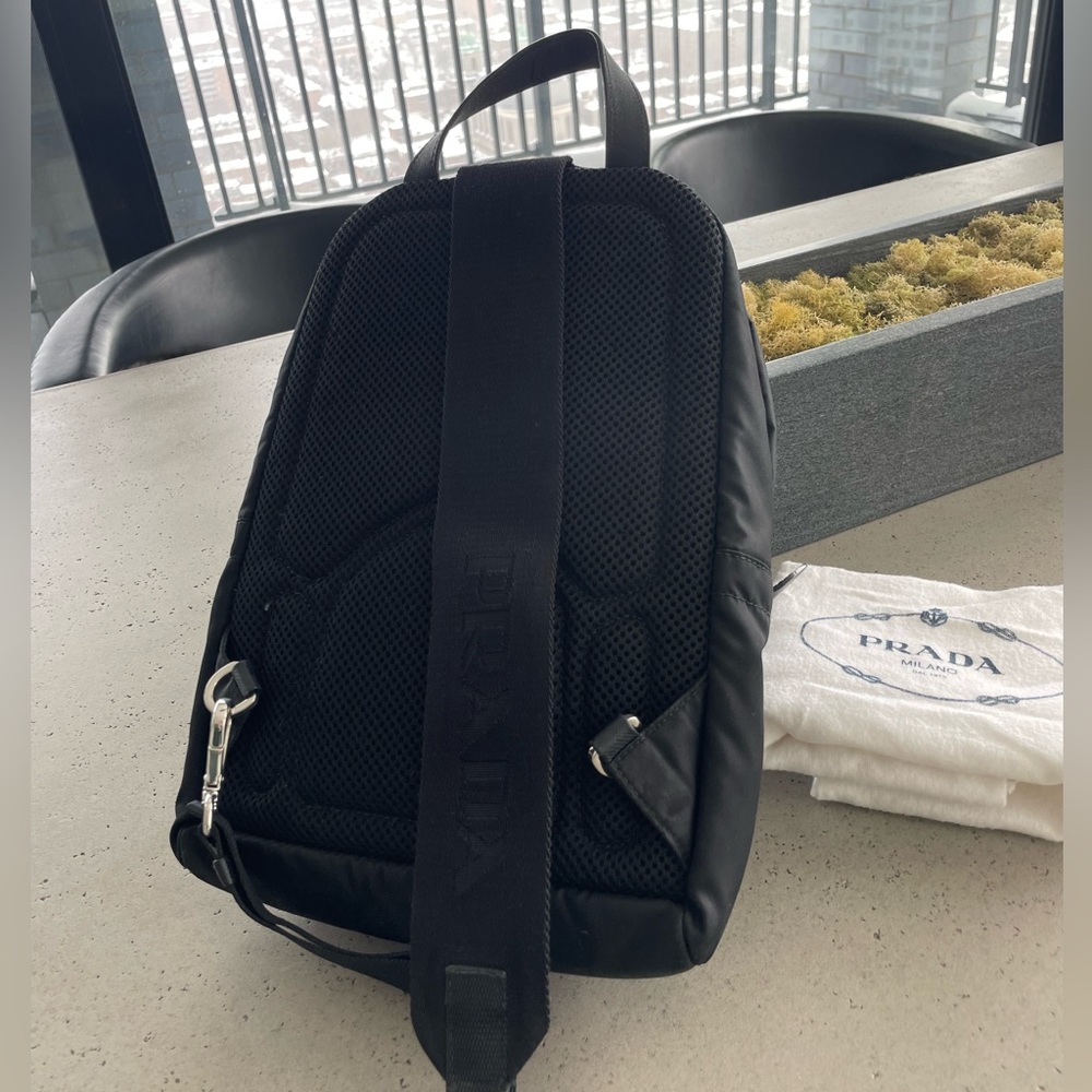 PRADA one shoulder backpack - Picture 5 of 10